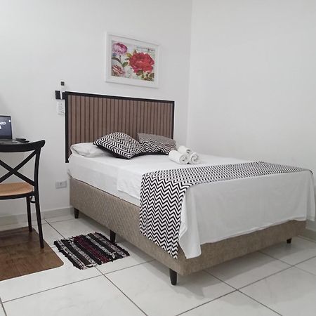 Loft 2 Completo Ar Canais Assinat Garagem Internet Prox Aparecida E Industrias Apartamento Pindamonhangaba Exterior foto